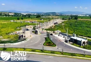 Foto de inmueble en Carretera 450 Querétaro- Celaya Cuota #s/n, Col. Santa María Magdalena C.P. 76930, Corregidora