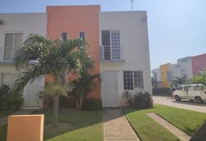 Foto de inmueble en  , Col. Cayaco C.P. 39905, Acapulco de Juárez