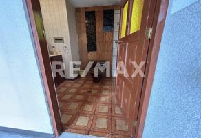 Foto de inmueble en Rtno. del Condor 4-B, Las Arboledas, 52950 Cdad. López Mateos, Méx. #4-B, Col. Las Arboledas C.P. 52950, Atizapán de Zaragoza