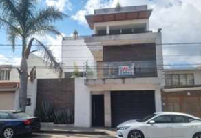 Foto de inmueble en Benito Juárez Nte. 108, Miguel Hidalgo, 61518 Zitácuaro, Mich. #108, Col. Miguel Hidalgo C.P. 61518, Zitácuaro