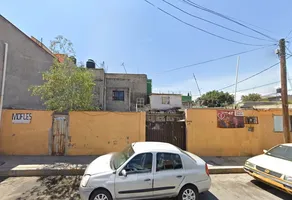 Foto de inmueble en Cda. Cuitláhuac #4, Col. San Lorenzo C.P. 09857, Iztapalapa