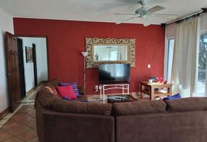 Foto de inmueble en Cerrada de los Pinos, Col. Amapas C.P. 48399, Puerto Vallarta