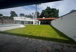 Foto de inmueble en cda del Castillo, Col. Santa Fe C.P. 62028, Cuernavaca