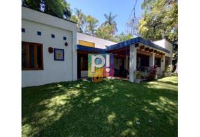 Foto de inmueble en  , Col. Chiconcuac C.P. 62795, Xochitepec