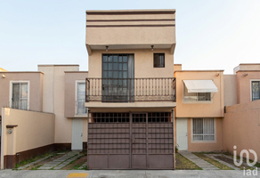 Foto de inmueble en Cometa #51, Col. Los Cedros 400 C.P. 52004, Lerma