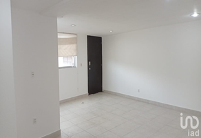Foto de inmueble en CRISTOBAL COLÓN #124, Col. Chimalcoyoc C.P. 14630, Tlalpan