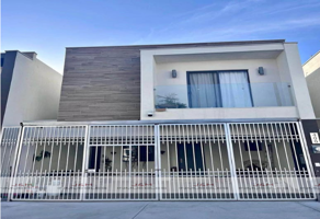 Foto de inmueble en La Floresta, 66630 Cdad. Apodaca, N.L., Col. Arbado C.P. 66636, Apodaca