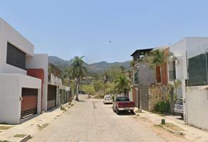 Foto de inmueble en Orca, Los Delfines, 48325 Puerto Vallarta, Jal., Col. Delfines C.P. 48325, Puerto Vallarta
