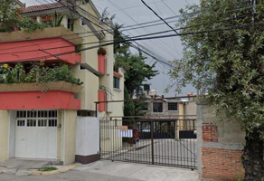 Foto de inmueble en C. Morelia  Rincón de San Lorenzo, 50010 San Lorenzo Tepaltitlán, Méx. #s/n, Col. Los Girasoles I C.P. 50010, Toluca