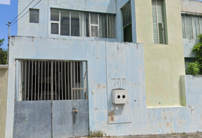 Foto de inmueble en Av Gutiérrez Zamora 708, Centro, 96400 Coatzacoalcos, Ver. #708, Col. Coatzacoalcos Centro C.P. 96400, Coatzacoalcos