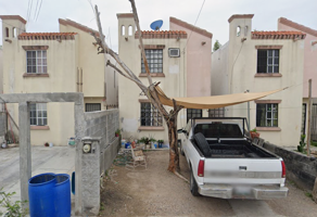 Foto de inmueble en C. Narcisos 321, Villa Florida Sector B, 88715 Reynosa, Tamps. #321, Col. Los Fresnos Residencial C.P. 88715, Reynosa