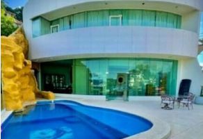 Foto de inmueble en GRAN VIA TROPICAL #3265, Col. Las Playas C.P. 39390, Acapulco de Juárez