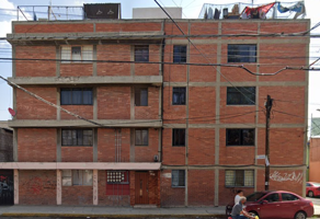 Foto de inmueble en Puebla, Col. Juárez Pantitlán C.P. 57460, Nezahualcóyotl