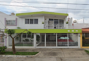 Foto de inmueble en C. el Parián 1738, Jardines del Country, 44210 Guadalajara, Jal. #1738, Col. Jardines del Country C.P. 44210, Guadalajara