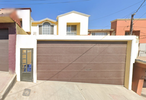 Foto de inmueble en Av 37 Sur, Col. Urías C.P. 22116, Tijuana
