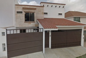 Foto de inmueble en C. Cordillera Cantabrica, Residential Las Cumbres, Real del Bosque, 91193 Xalapa-Enríquez, Ver., Col. Residencial Las Cumbres C.P. 91193, Xalapa