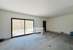 Foto de inmueble en Fraccionamiento, Mayorca residencial, 37544 León de los Aldama, Gto., Col. La Herradura C.P. 37544, León