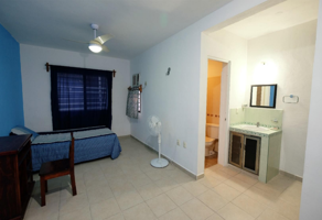 Foto de inmueble en Universidad 571, Zona de Granjas, 77018 Chetumal, Q.R. #571, Col. Reforma C.P. 77018, Othón P. Blanco
