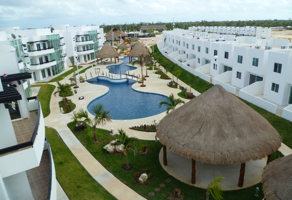 Foto de inmueble en Desarrollo SM 326 Alfredo V. Bonfil, 77500 Cancún, Q.R., Col. Supermanzana 52 C.P. 77500, Benito Juárez