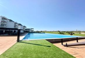 Foto de inmueble en Av. del Delfin 6320, 82110 Mazatlán, Sin. #6320, Col. Marina Mazatlán C.P. 82103, Mazatlán