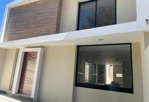 Foto de inmueble en De las Jacarandas, Col. Ampliación Club Campestre La Huerta C.P. 58195, Morelia