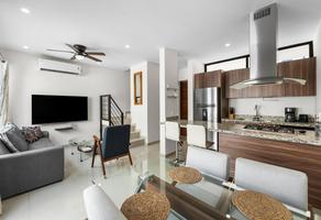 Foto de inmueble en Calle Joaquín Amaro #520, Colonia Las Juntas, Puerto Vallarta, Jalisco, C.p. 48291 #520, Col. De las Juntas Delegación C.P. 48291, Puerto Vallarta