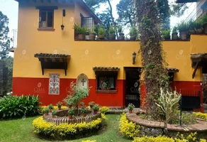 Foto de inmueble en  , Col. Del Bosque C.P. 62150, Cuernavaca