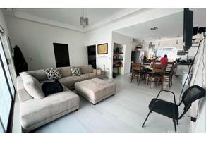 Foto de inmueble en Del Valle, Col. Del Valle C.P. 66220, San Pedro Garza García