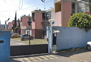 Foto de inmueble en ARBOLEDAS #MZ 2, Col. Llano de los Báez C.P. 55055, Ecatepec de Morelos
