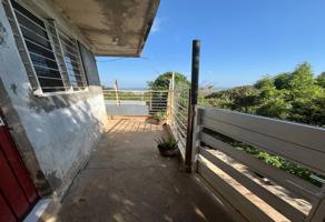 Foto de inmueble en Sol Azteca, Llano Largo, 39815 Acapulco de Juárez, Gro. #s/n, Col. Navidad de Llano Largo C.P. 39815, Acapulco de Juárez
