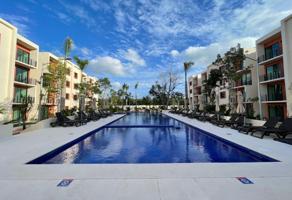 Foto de inmueble en Av Huayacán Supermanzana Terraquia, 77560 Cancún, Q.R., Col. Vía Cumbres Residencial C.P. 77560, Benito Juárez