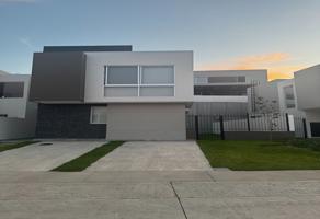 Foto de inmueble en Av. Camino de los Parques 4204, 45133 Zapopan, Jal. #4204, Col. Colinas de San Isidro C.P. 45133, Zapopan