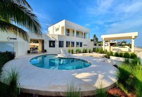 Foto de inmueble en Luxurious Beachfront Oasis In Chuburna Puerto, Col. Chuburna Puerto C.P. 97336, Progreso