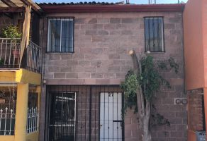 Foto de inmueble en CALLE LIMONES CONDOMINIO MANGOS  #711, Col. La Huerta C.P. 76114, Querétaro