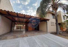 Foto de inmueble en Cto. Puerta del Sol 8, Puerta Real Residencial Desarrollo Urbana 08, 76910 El Pueblito, Qro. #8, Col. Puerta Real C.P. 76910, Corregidora