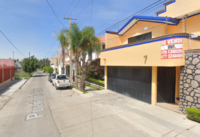 Foto de inmueble en Puerto de Cádiz, Col. Las Palmas C.P. 37425, León