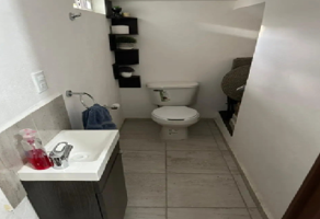 Foto de inmueble en C. Miguel Bernal, Cantarranas, Guadalajara, Jal., Col. Cantarranas C.P. 44829, Guadalajara