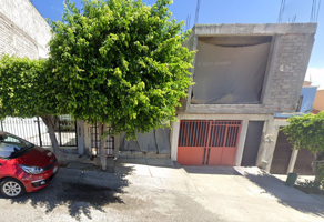 Foto de inmueble en Calle San Marcos de Venecia 401, Villas de Santiago, 76148 Santiago de Querétaro, Qro. #401, Col. Villas de Santiago C.P. 76148, Querétaro