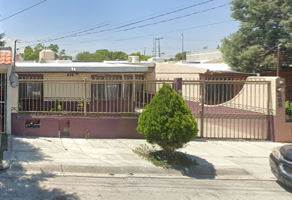 Foto de inmueble en Magisterio  #414, Col. Magisterio Sección 38 C.P. 25034, Saltillo