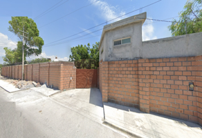 Foto de inmueble en TERRENO CON CONSTRUCCIONES EN LOS GONZALES DE ABAJO, Col. Saltillo Centro C.P. 25000, Saltillo