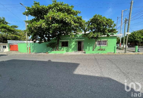 Foto de inmueble en echeven #57, Col. 21 de Abril C.P. 91720, Veracruz