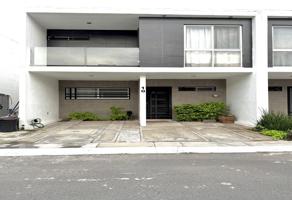 Foto de inmueble en C. Alamillo 921, Luna Bosque, 45066 Zapopan, Jal. #921, Col. Forét Residencial C.P. 45066, Zapopan