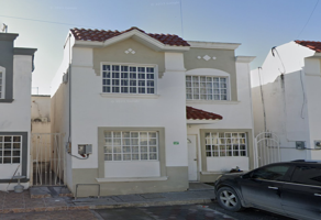 Foto de inmueble en Calle Hacienda De Linares #110, Col. Esfuerzo Nacional II C.P. 88735, Reynosa