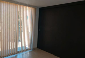Foto de inmueble en C. Roma 53, Centro, 91193 Xalapa-Enríquez, Ver. #53, Col. Paseo de la Reina C.P. 91193, Xalapa