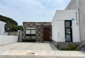Foto de inmueble en Lomas DEL Dorado, Casa en Venta de UNA Planta, 2 Recamaras y Jardin, (iv), Col. Rivera de La Condesa C.P. 94286, Boca del Río