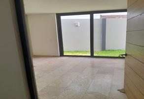 Foto de inmueble en Emma Godoy, Col. Francisco Sarabia C.P. 59711, Zamora