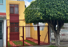 Foto de inmueble en Enrique Olavarria, Col. Jardines del Nilo C.P. 44860, Guadalajara