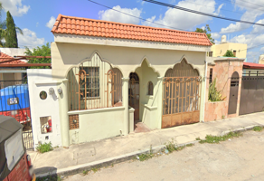 Foto de inmueble en C. 131 ᴬ 830, Fraccionamiento Villa Magna Del Sur, 97285 Mérida, Yuc. #830, Col. Serapio Rendón C.P. 97285, Mérida