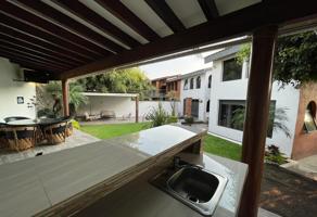 Foto de inmueble en AV PALMIRA #s/n, Col. Bosques de Palmira C.P. 62076, Cuernavaca