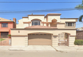 Foto de inmueble en Av. Venustiano Carranza 2418, Otay Constituyentes, 22457 Tijuana, B.C. #2418, Col. Maestros Universitarios C.P. 22457, Tijuana